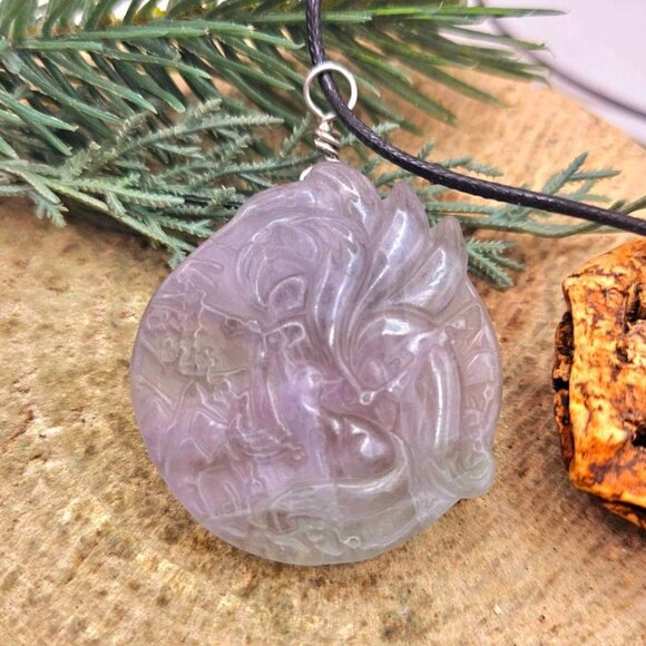 Nature Purple Fluorite Hand Carved Nine Tails Fox Pendant Necklace - Picture 2 of 10
